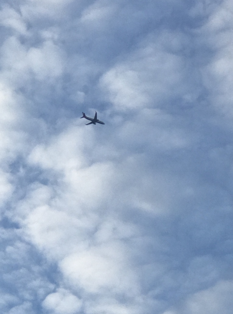 Air plane flying in the sky.
